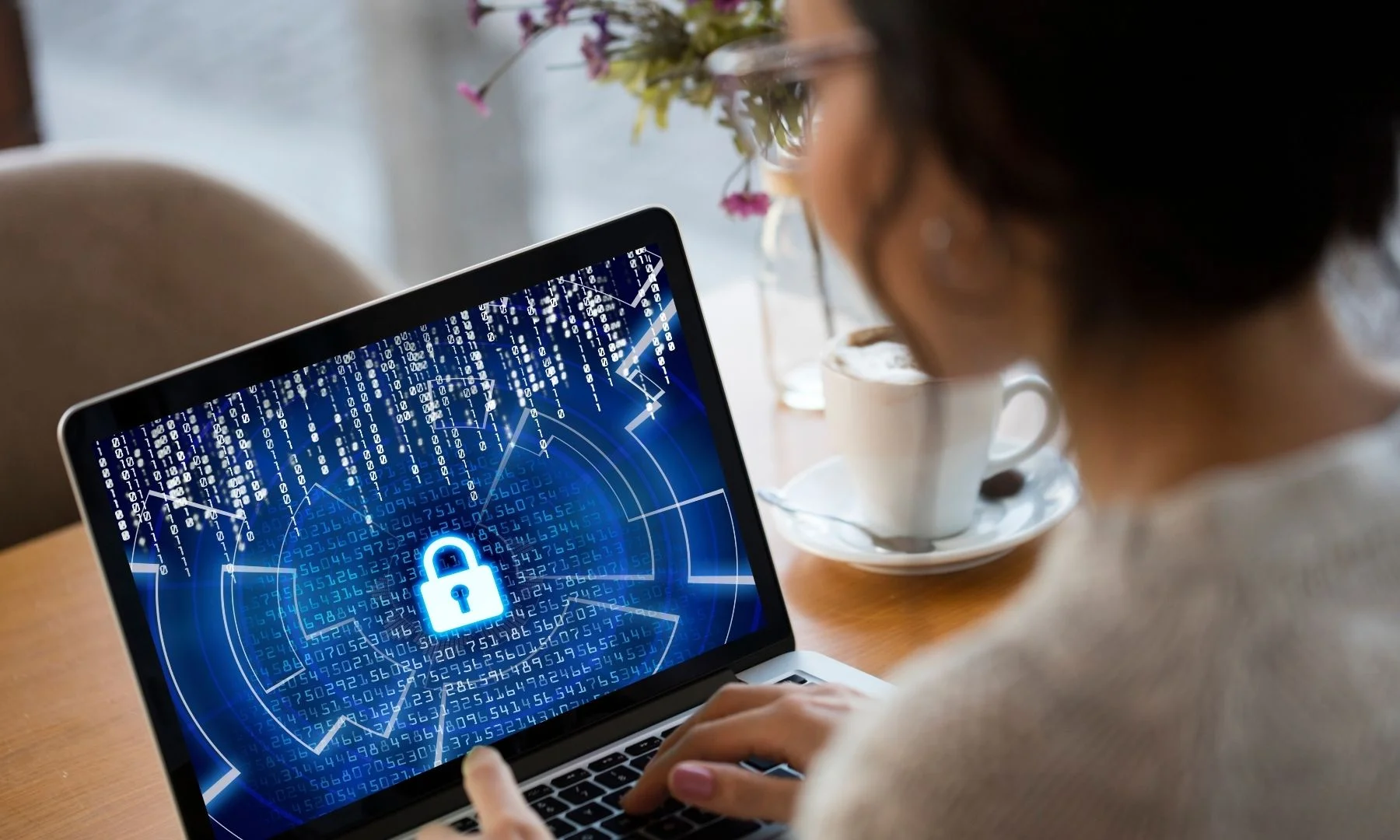 Sensibilisation à la cybersécurité : pourquoi l’humain reste la première faille ?